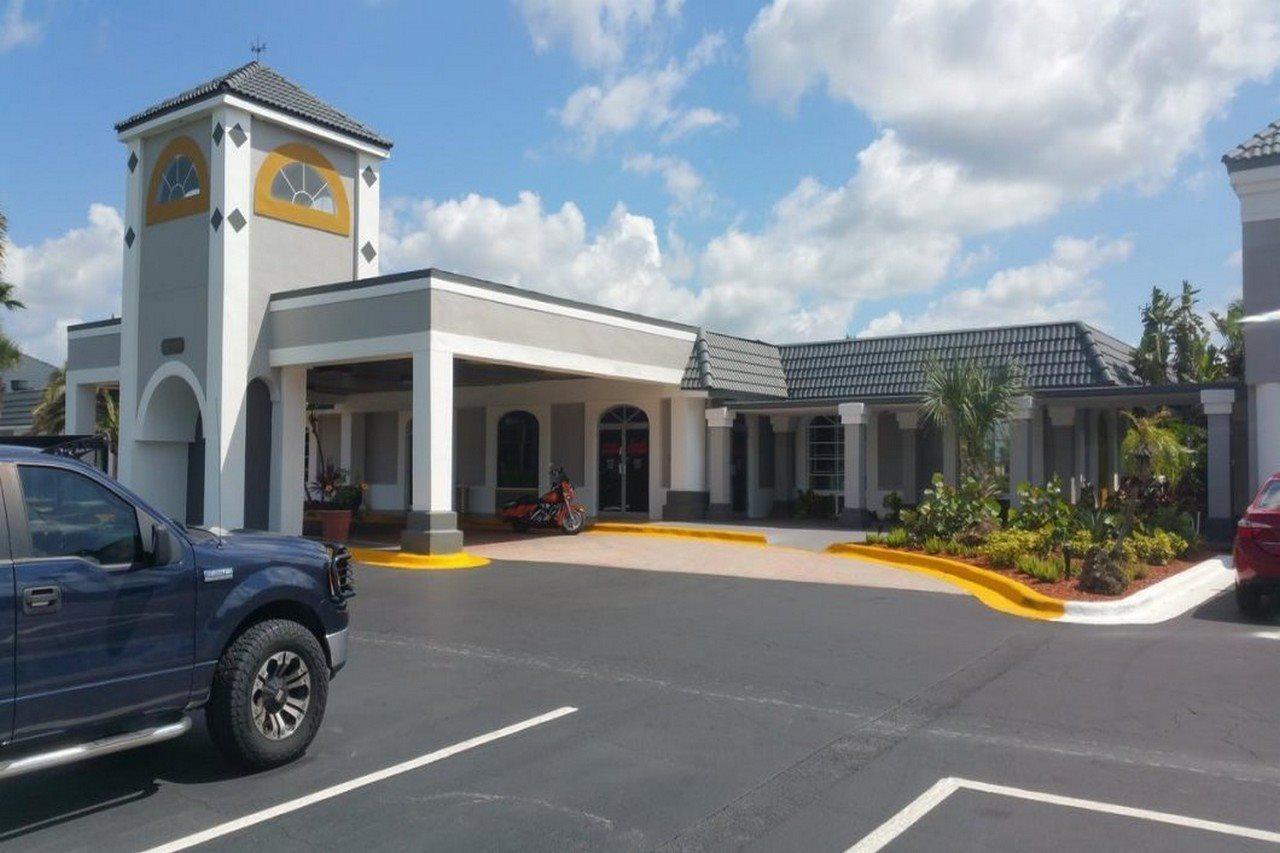 Ramada Heritage Park Kissimmee (Adults Only) Exterior photo